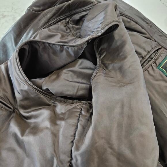 Men's Luxury Leather Coat by Danier size 48-50 - Picture 7 of 10